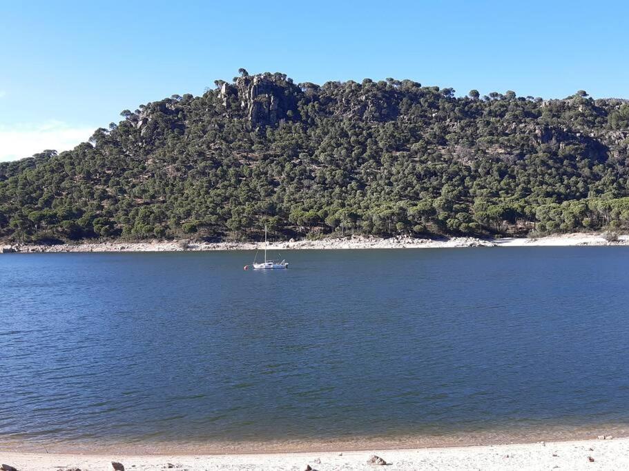 Acogedor Apartamento Con Bellas Vistas Al Embalse San Martín de Valdeiglesias Εξωτερικό φωτογραφία